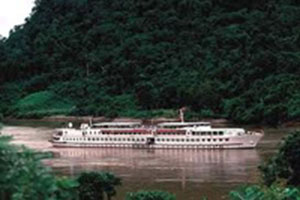 river cruise 01